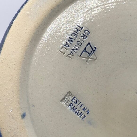 Original Thewalt German Ceramic Stein, Raised Sculpture Design, 1371 - Picture 16 of 16